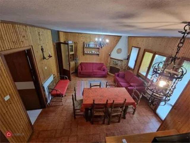Villa in vendita a Ventasso RE