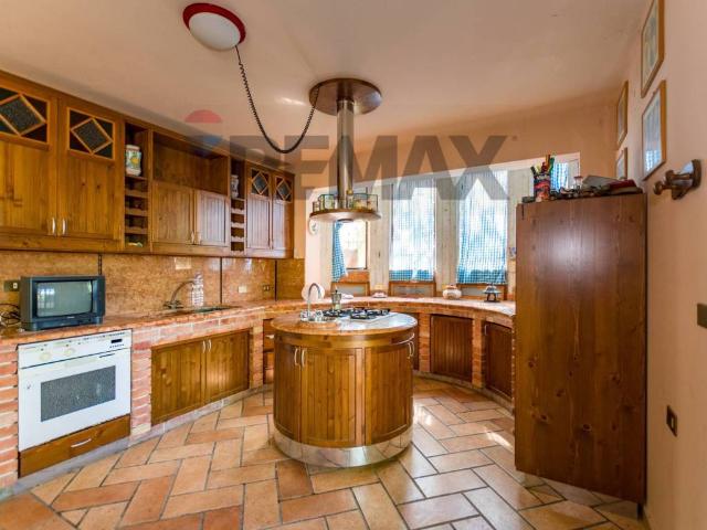 Villa in vendita a Ventimiglia di Sicilia PA