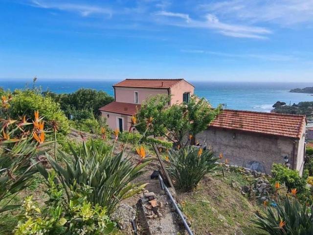 Villa in vendita a Ventimiglia IM