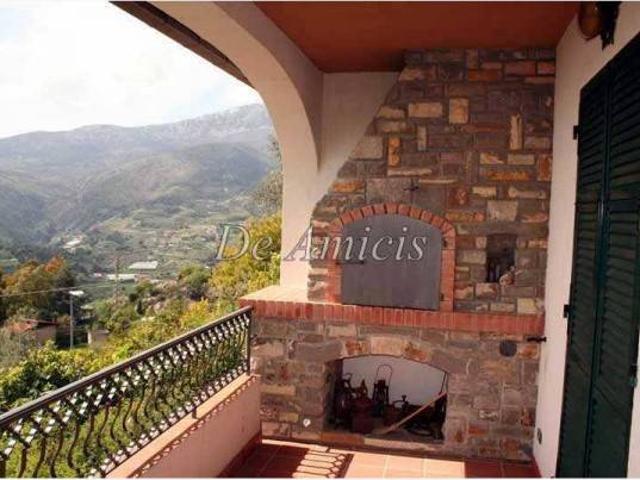 Villa in vendita a Ventimiglia IM