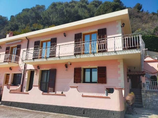 Villa in vendita a Ventimiglia IM