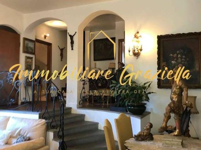 Villa in vendita a Ventimiglia IM