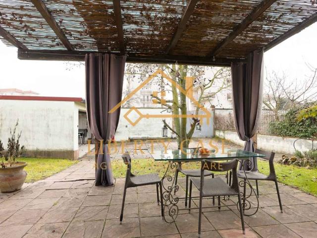 Villa in vendita a Vercelli VC