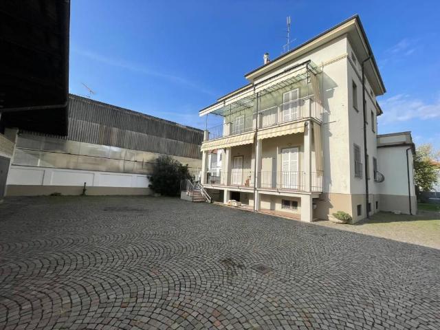 Villa in vendita a Vercelli VC
