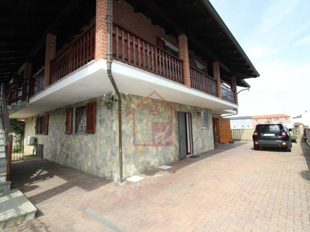 Villa in vendita a Vercelli VC
