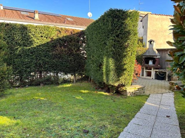 Villa in vendita a Vercelli VC