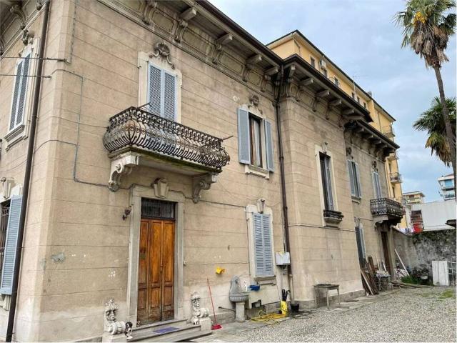 Villa in vendita a Verbania VB
