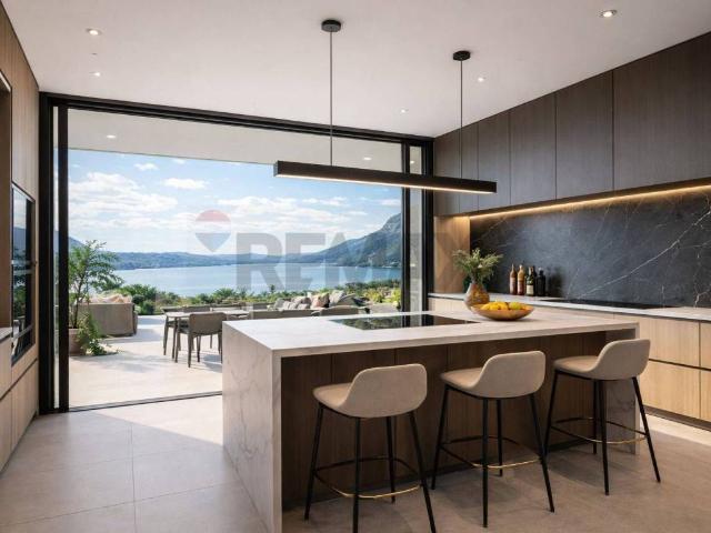 Villa in vendita a Verbania VB