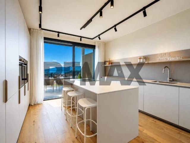 Villa in vendita a Verbania VB