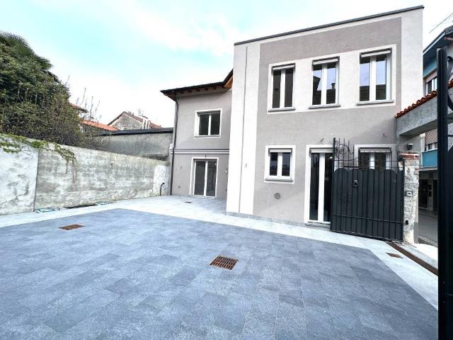 Villa in vendita a Verbania VB