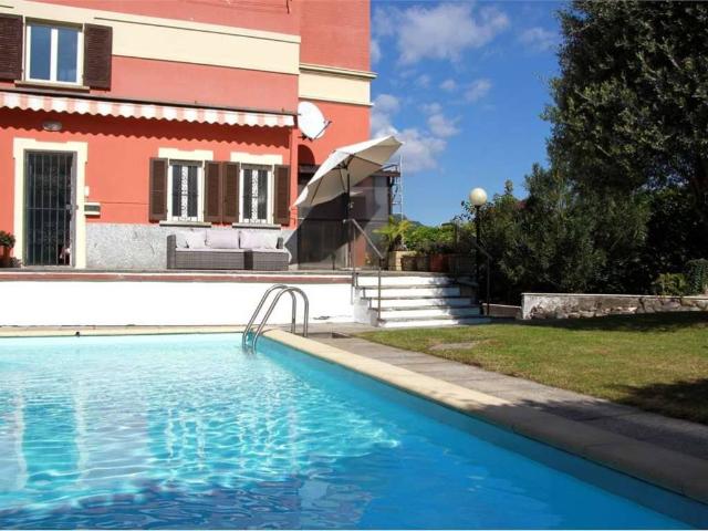 Villa in vendita a Verbania VB