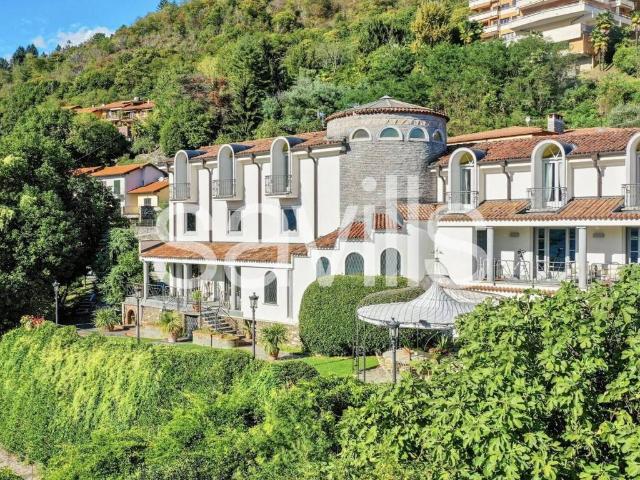 Villa in vendita a Verbania VB