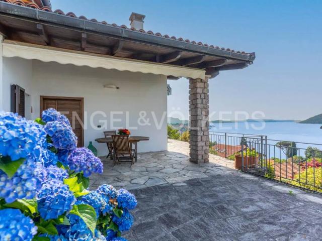 Villa in vendita a Verbania VB
