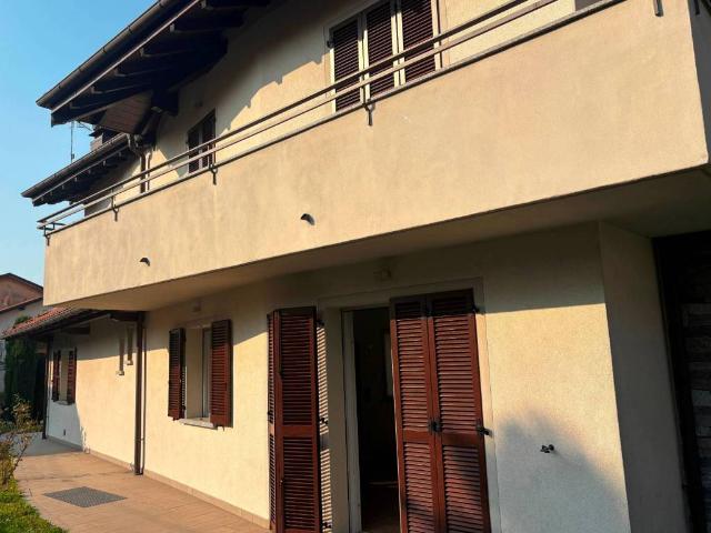 Villa in vendita a Verbania VB