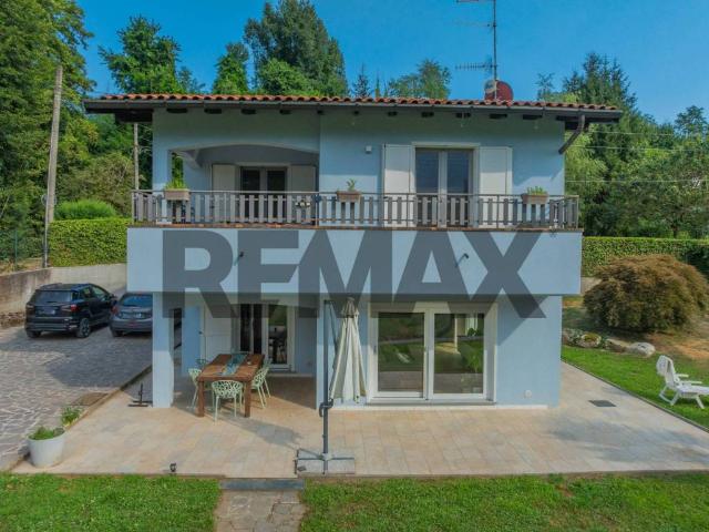 Villa in vendita a Vergiate VA