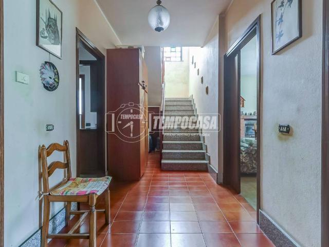 Villa in vendita a Vergiate VA