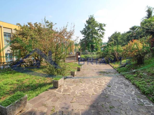 Villa in vendita a Vergiate VA