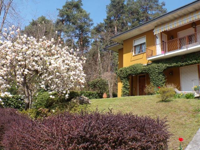 Villa in vendita a Vergiate VA
