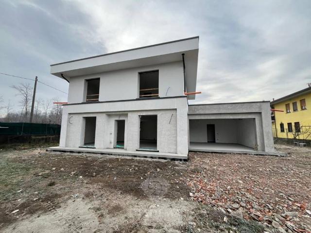 Villa in vendita a Vergiate VA