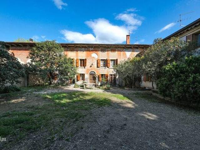 Villa in vendita a Verona VR