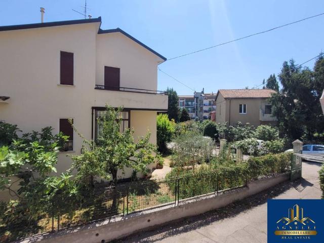 Villa in vendita a Verona VR