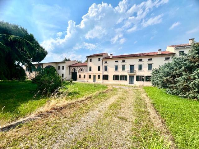 Villa in vendita a Verona VR