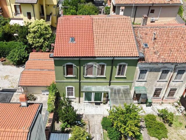 Villa in vendita a Verona VR