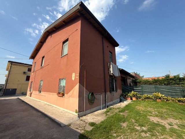 Villa in vendita a Verona VR