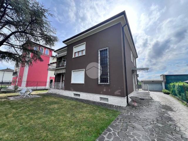Villa in vendita a Verona VR