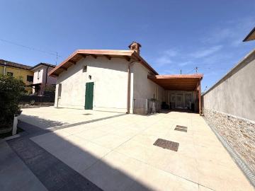 Villa in vendita a Verona VR