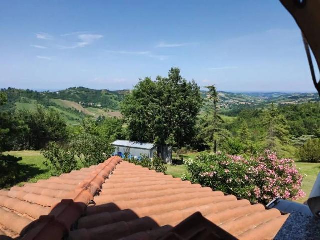 Villa in vendita a Vernasca PC