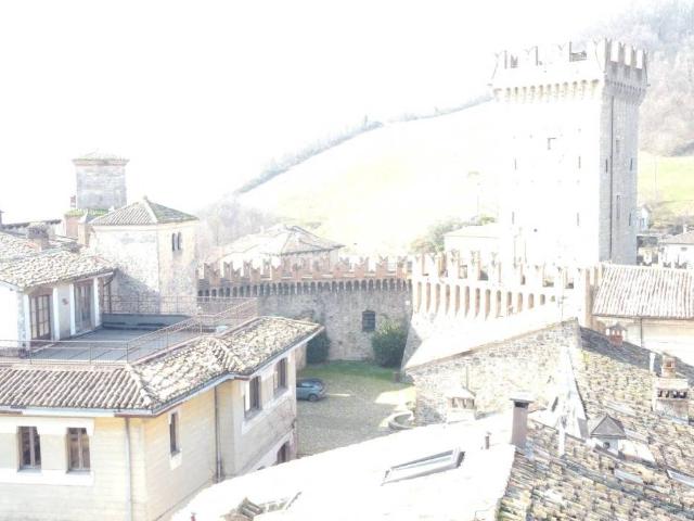 Villa in vendita a Vernasca PC