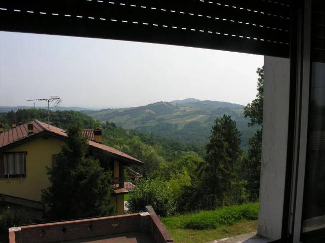 Villa in vendita a Vernasca PC