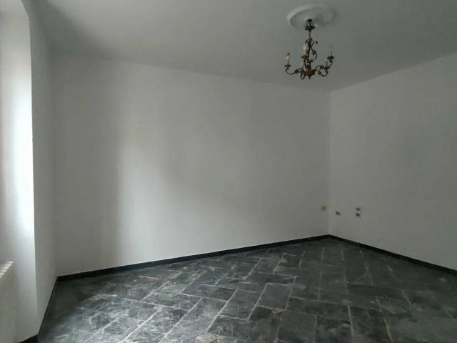 Villa in vendita a Vernio PO