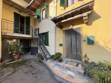 Villa in vendita a Vernio PO