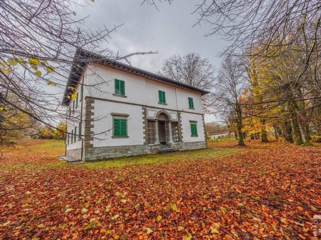 Villa in vendita a Vernio PO