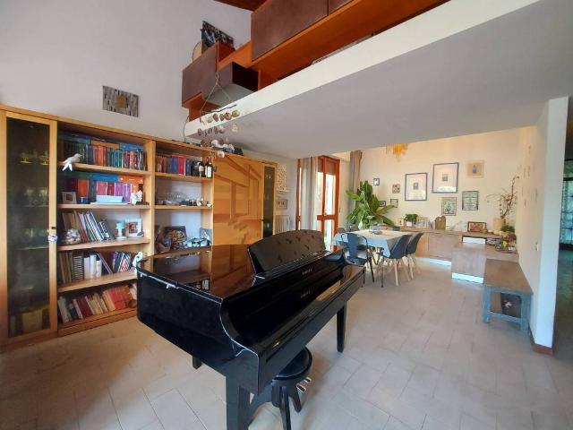 Villa in vendita a Vernio PO