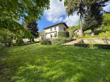 Villa in vendita a Vernio PO