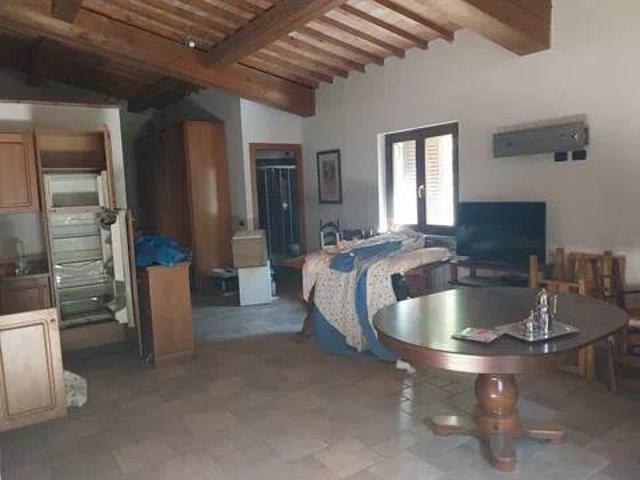 Villa in vendita a Vernio PO