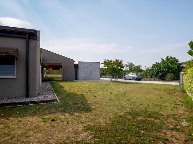 Villa in vendita a Verrone BI