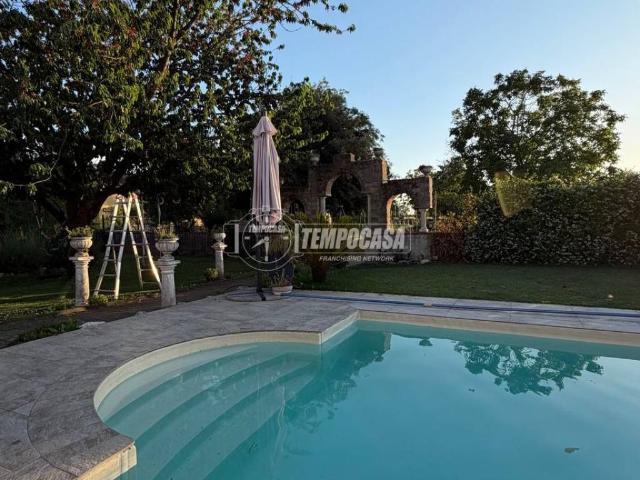 Villa in vendita a Verrua Po PV