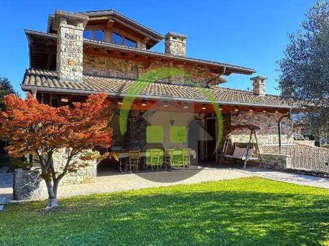 Appartamento in vendita a Vertova BG