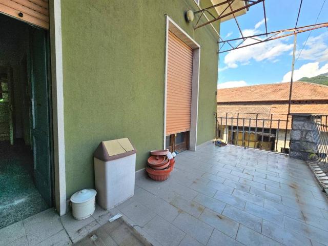 Villa in vendita a Vertova BG