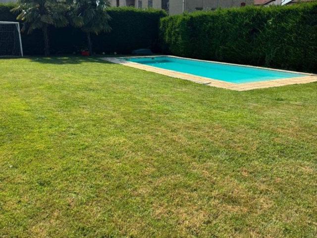 Villa in vendita a Vertemate con Minoprio CO