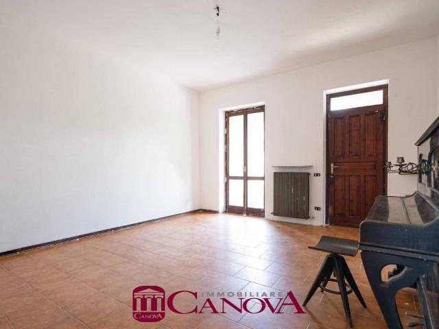 Villa in vendita a Vertemate con Minoprio CO