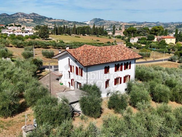 Villa in vendita a Verucchio RN