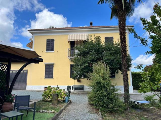 Villa in vendita a Verzuolo CN