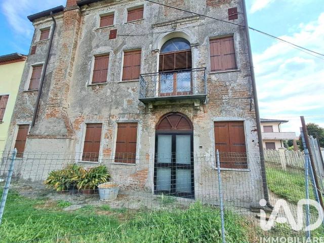 Villa in vendita a Vescovana PD