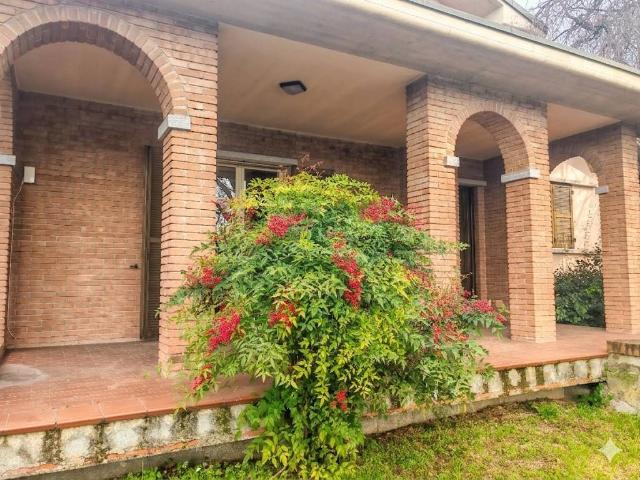 Villa in vendita a Vescovato CR