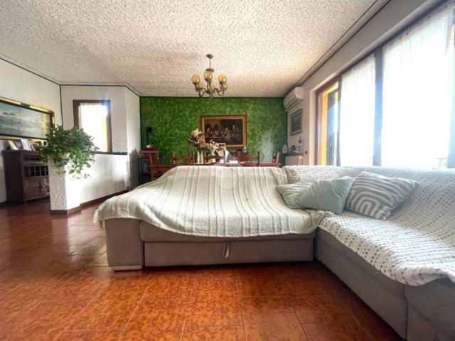 Villa in vendita a Vescovato CR